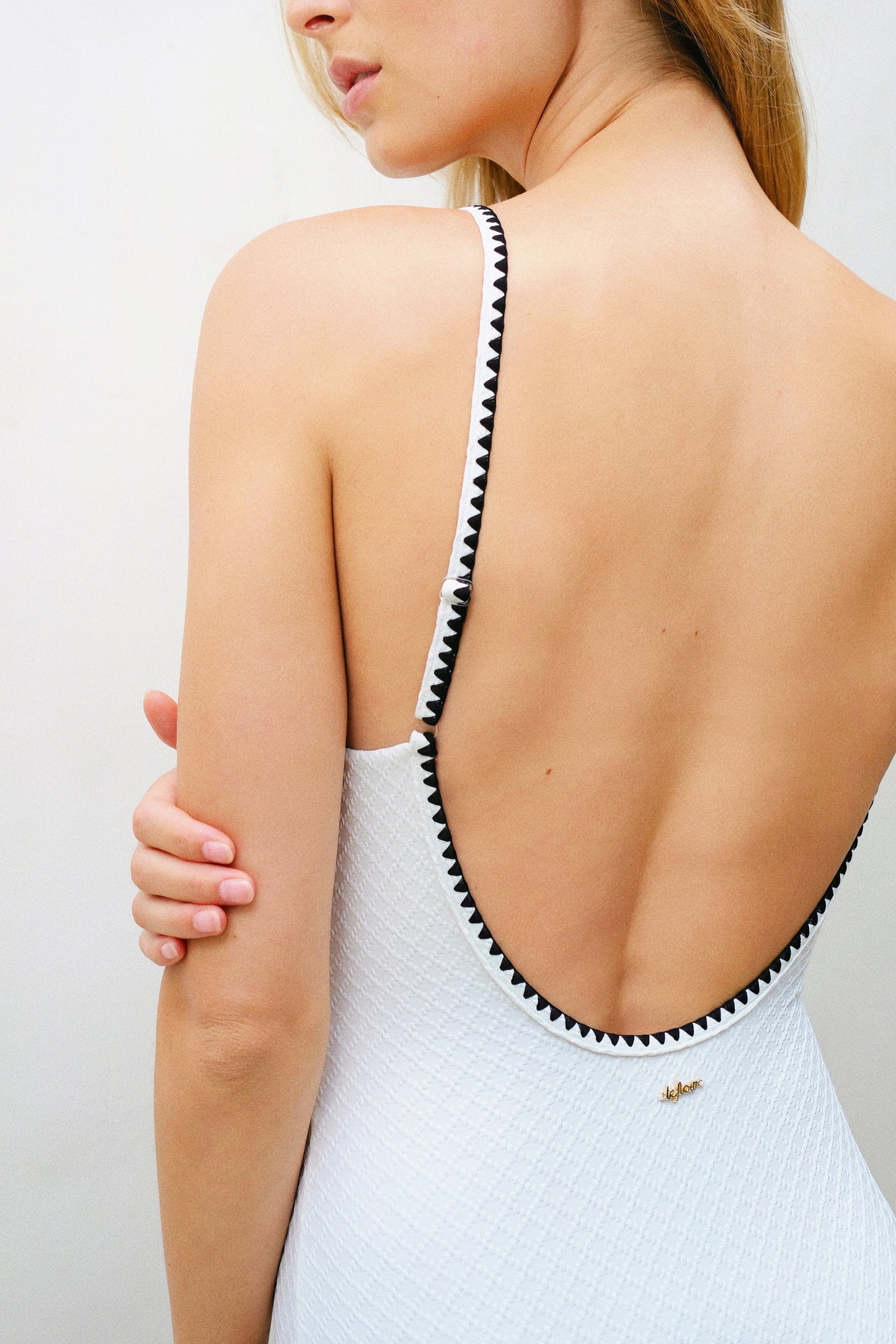 Grace One Piece - White